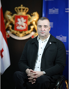 რატი იონათამიშვილი